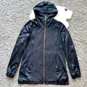 Lululemon Right Round Rain Jacket Black Hooded Rain Coat